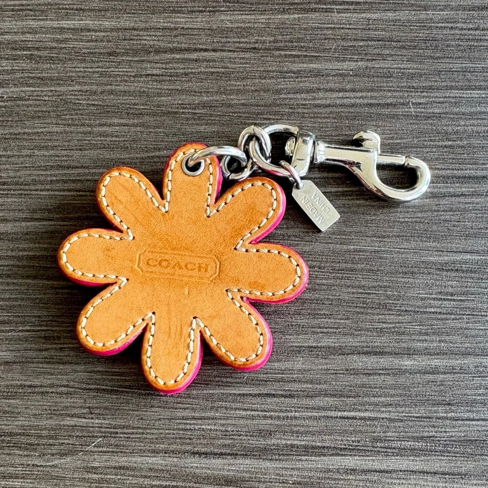 Coach Y2K Daisy Bag Charm - Picture 3 of 5